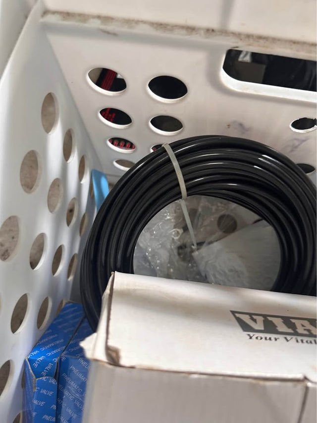 Viair 98C compressor and accessories — photo 3