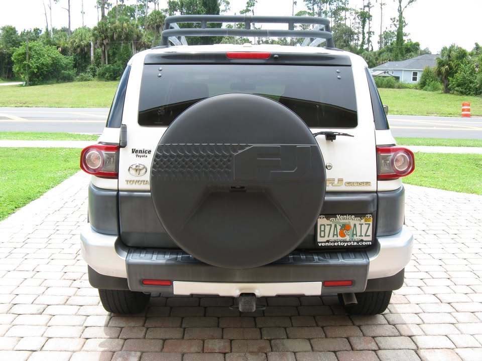 2013 Toyota FJ Cruiser (photo 4) — photo 4