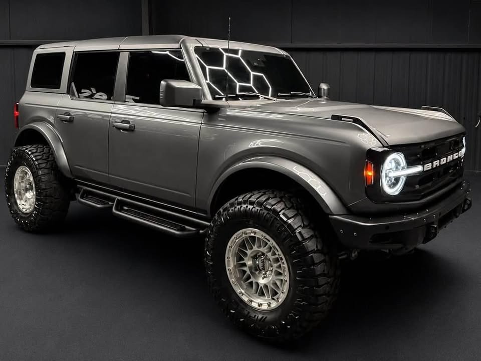 2025 Ford Bronco in Phoenix, AZ (photo 3) — photo 3