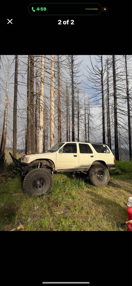 1993 Toyota 4Runner · SR5 Sport Utility 4D in Oregon City, OR (photo 4)
