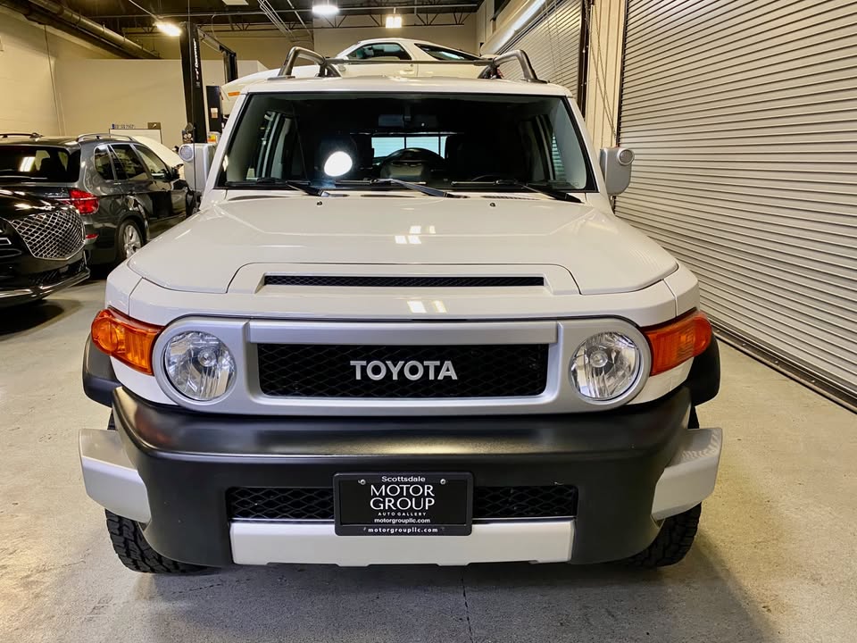 2011 Toyota Fj Cruiser 4WD (photo 2) — photo 2
