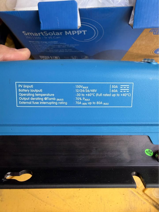 Solar charger-Victron — photo 3