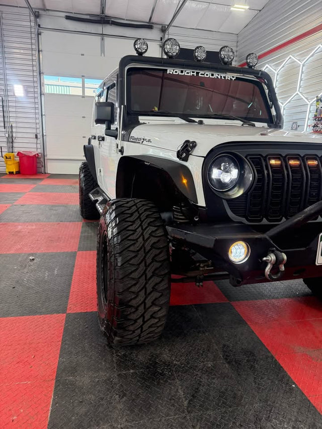 2013 Jeep Wrangler · Unlimited Sahara Sport Utility 4D — photo 3