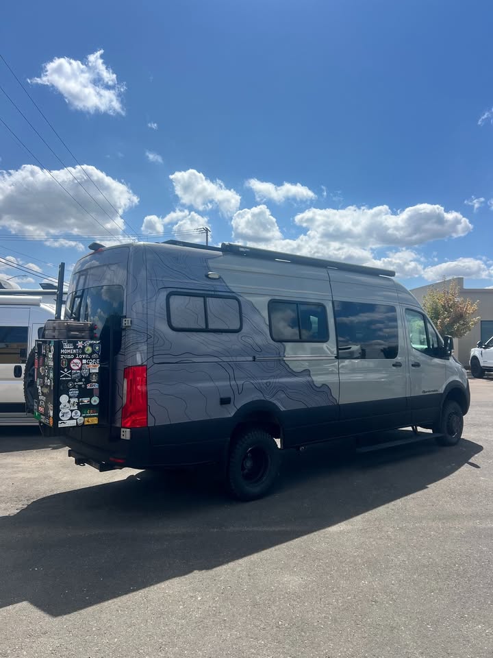 2020 SPORTSMOBILE 170" 3500 CHASSIS -TURBO DIESEL V6 WITH TRUE 4WD EX-L in Sacramento, CA (photo 4) — photo 4