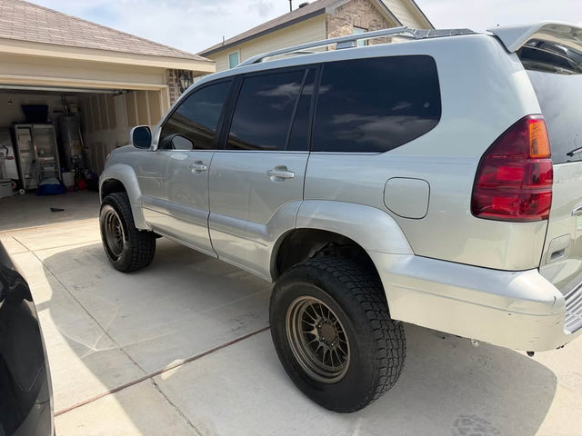 2003 Lexus GX · GX 470 Sport Utility 4D — photo 3