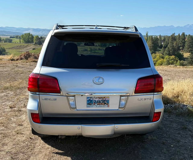 2010 Lexus LX · LX 570 Sport Utility 4D — photo 3