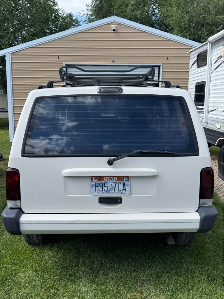 2000 Jeep Cherokee · X Sport Utility 4D in Riverton, UT (photo 4)