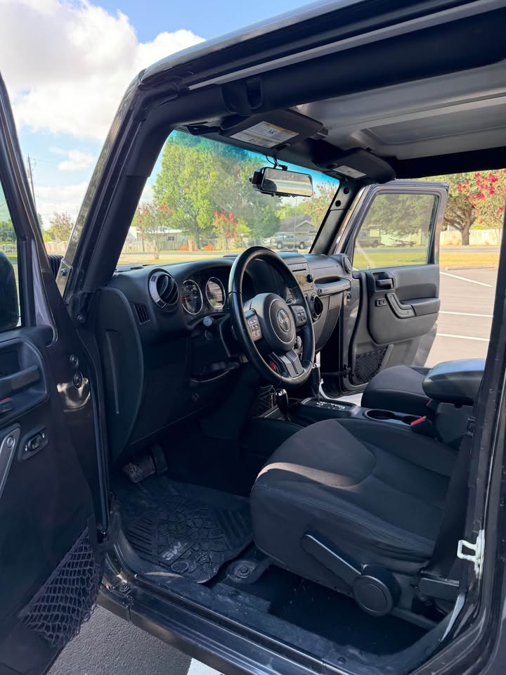 2018 Jeep Wrangler in Pflugerville, TX (photo 10) — photo 10