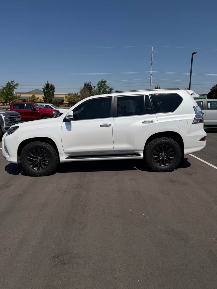 2023 Lexus GX · GX 460 Premium Sport Utility 4D in Caldwell, ID (photo 3) — photo 3