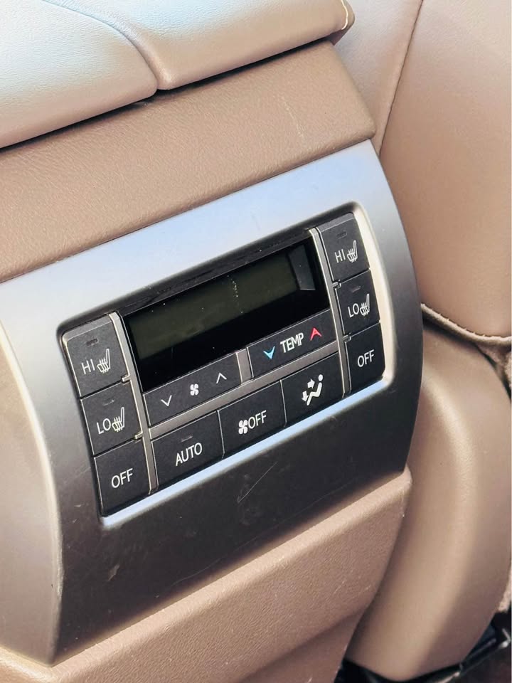 2018 Lexus GX · 460 Premium in Salinas, CA (photo 12) — photo 12