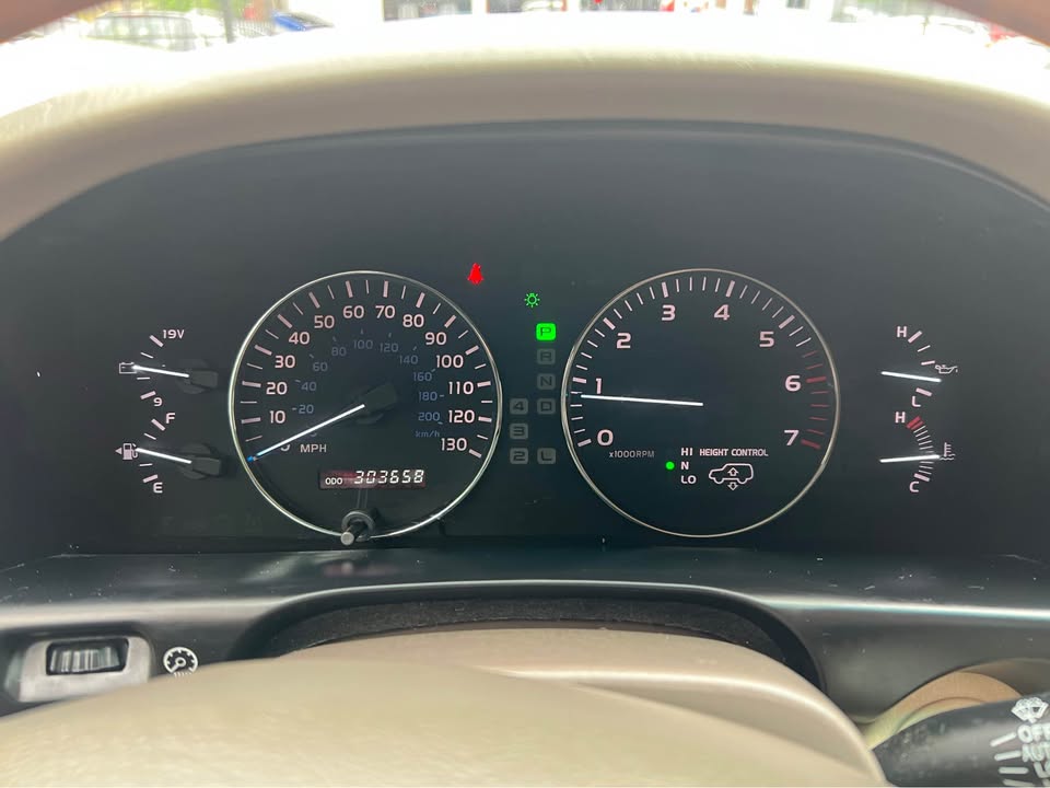 2007 Lexus LX · LX 470 Sport Utility 4D in Austin, TX (photo 9) — photo 9