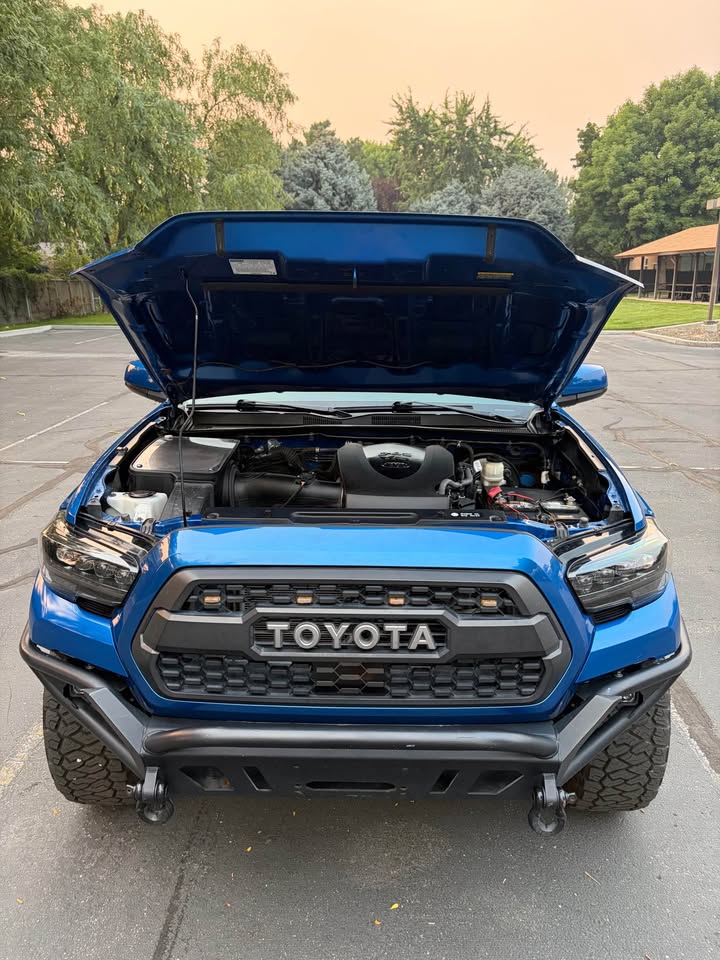 2018 Toyota Tacoma Double Cab · SR5 in Boise, ID (photo 5)