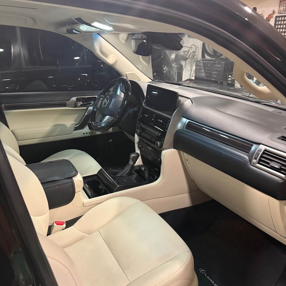 2022 Lexus GX 460 updated Audio 45,000 miles in Phoenix, AZ (photo 4) — photo 4