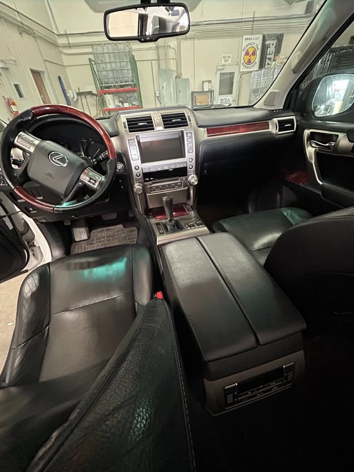 2010 Lexus GX460 in North Salt Lake, UT (photo 10) — photo 10