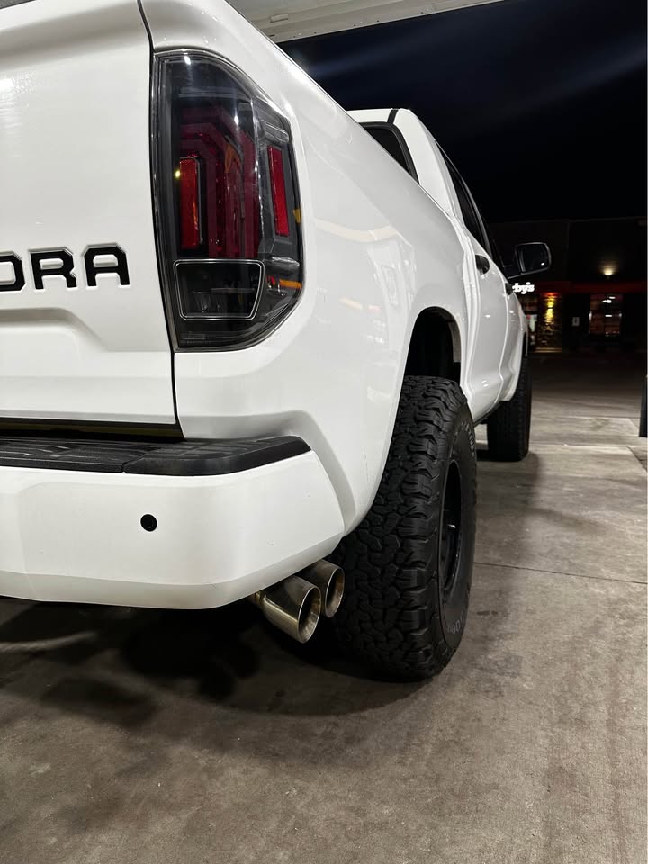 2021 Toyota Tundra CrewMax · SR5 in Belen, NM (photo 5)