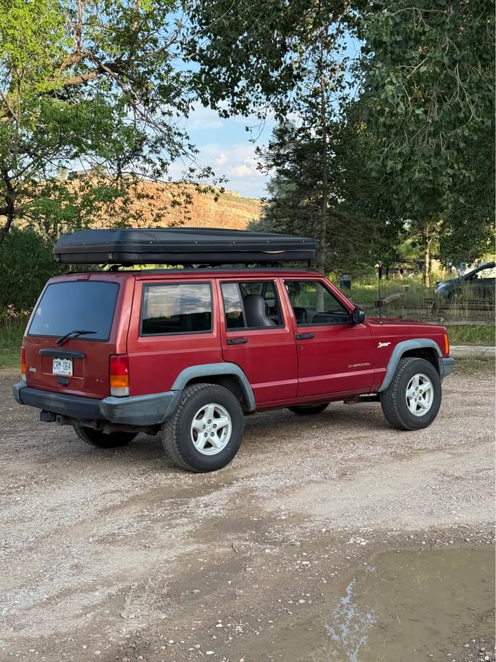 1998 Jeep Cherokee · XJ + Rooftop Tent in Fort Collins, CO (photo 3) — photo 3