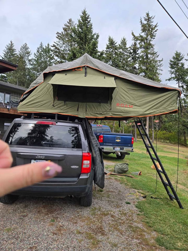 Roam Rooftop Tent and Rack — photo 3