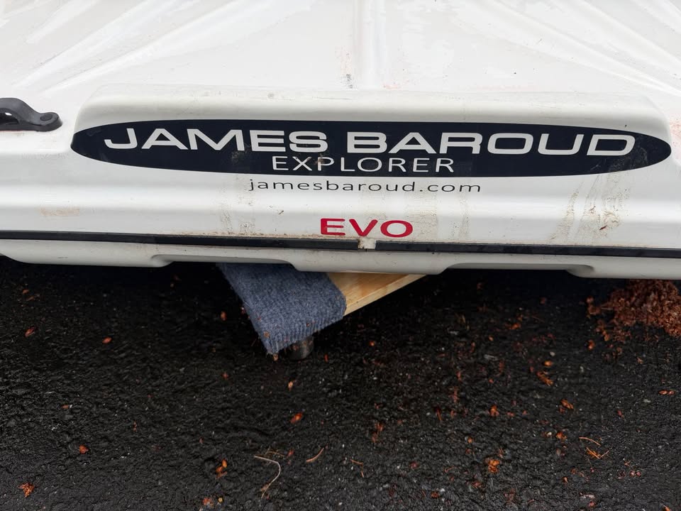 James Baroud Explorer Evo Rooftop Tent in Poulsbo, WA (photo 2) — photo 2