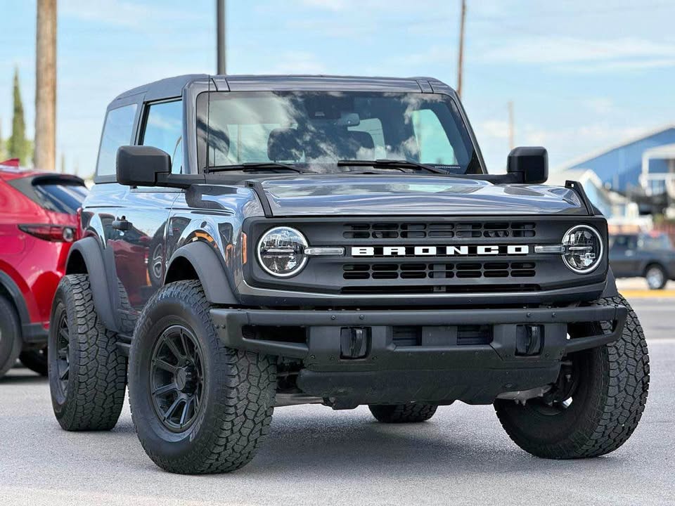 2022 Ford Bronco Black Diamond Sport Utility 2D in El Paso, TX (photo 1)