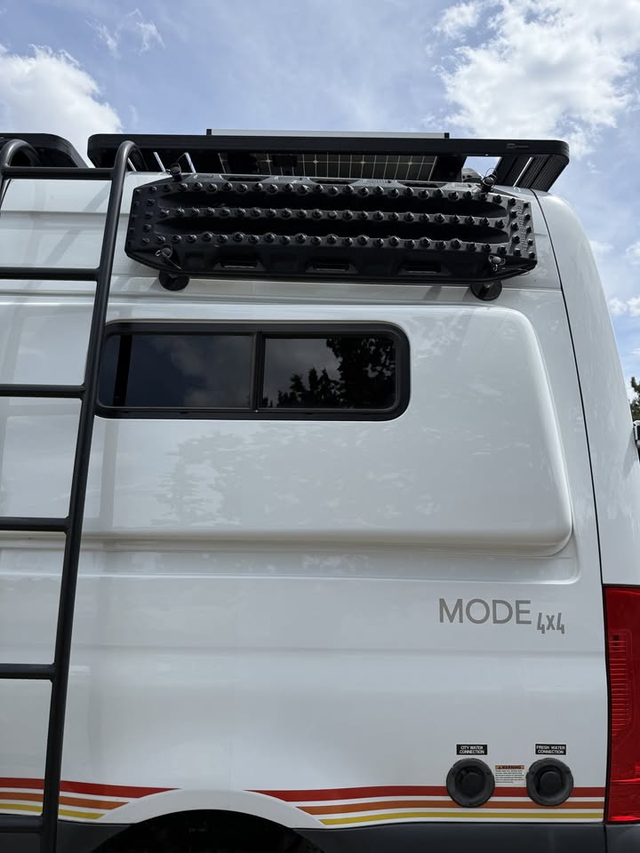 2020 Storyteller Overland mode 4x4 mercedes sprinter 2500 in Bend, OR (photo 7) — photo 7