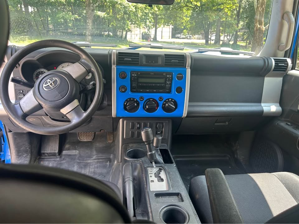2008 Toyota FJ Cruiser · Sport Utility 2D in Newark, DE (photo 9) — photo 9