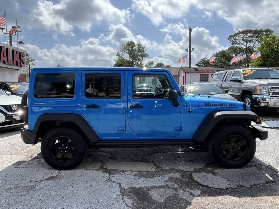 2016 Jeep Wrangler Unlimited Black Bear 4x4 4dr SUV in Houston, TX (photo 5) — photo 5