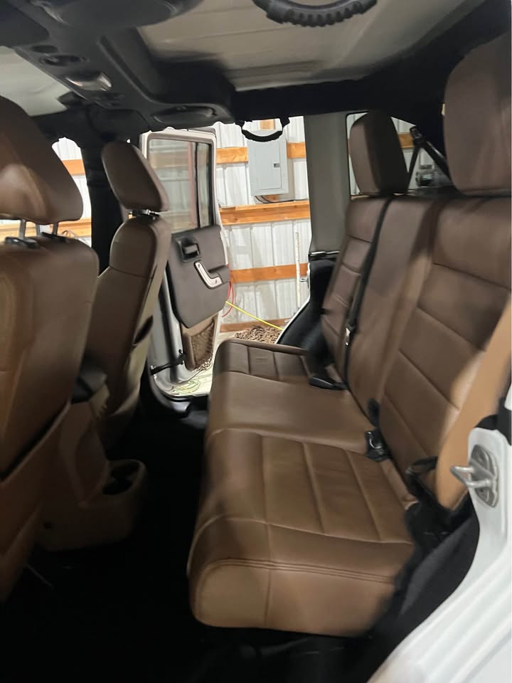 2011 jeep wrangler Sahara in Deer Park, WA (photo 7) — photo 7