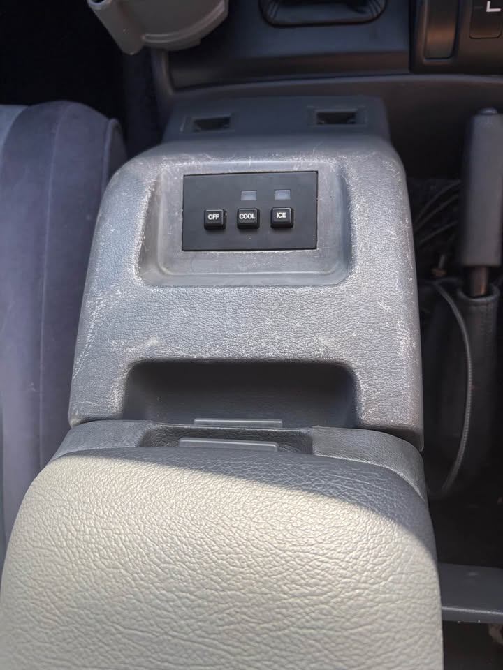 1994 Toyota Landcruiser in Sun City, AZ (photo 8) — photo 8