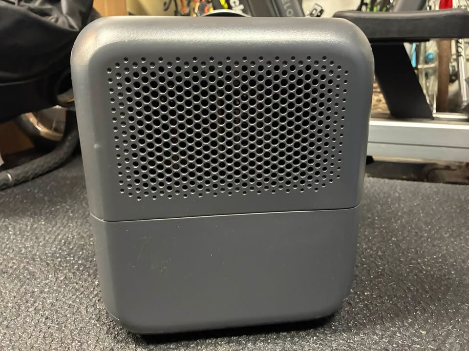 Like New Bluetti Elite 100 V2 in Junction City, OR (photo 2)