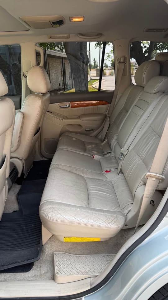 2003 Lexus GX · GX 470 Sport Utility 4D (photo 12) — photo 12
