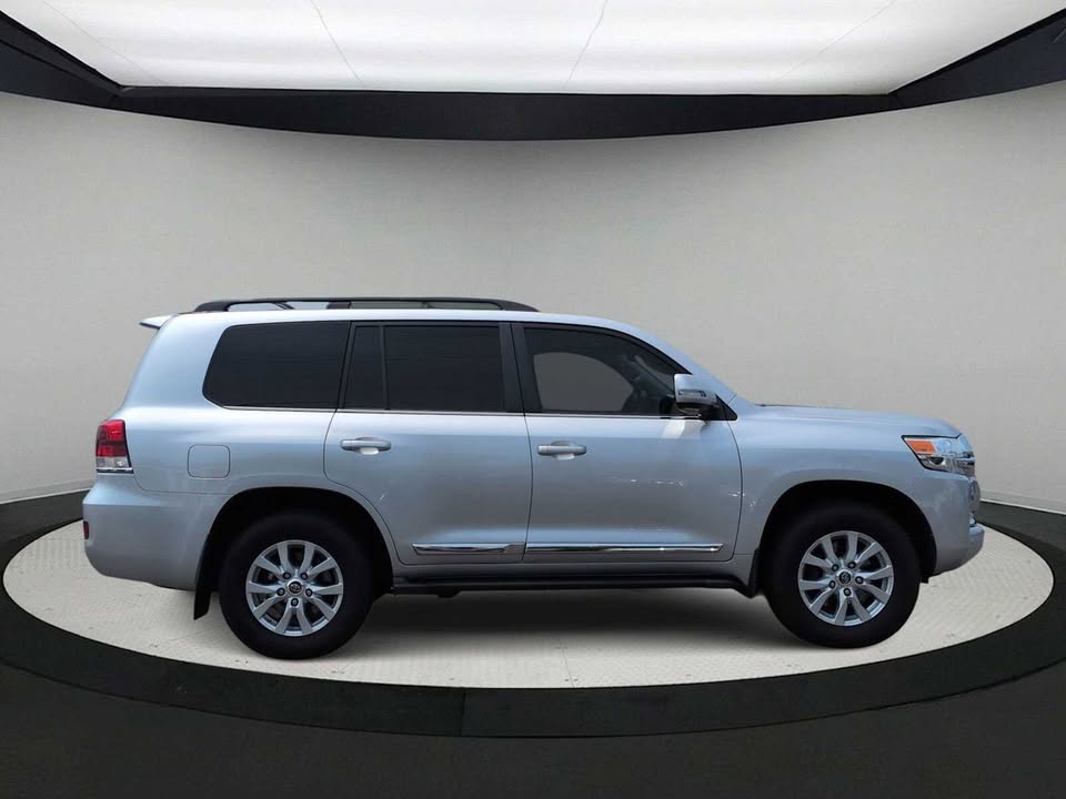 2018 Toyota Land Cruiser in Sterling, VA (photo 9) — photo 9