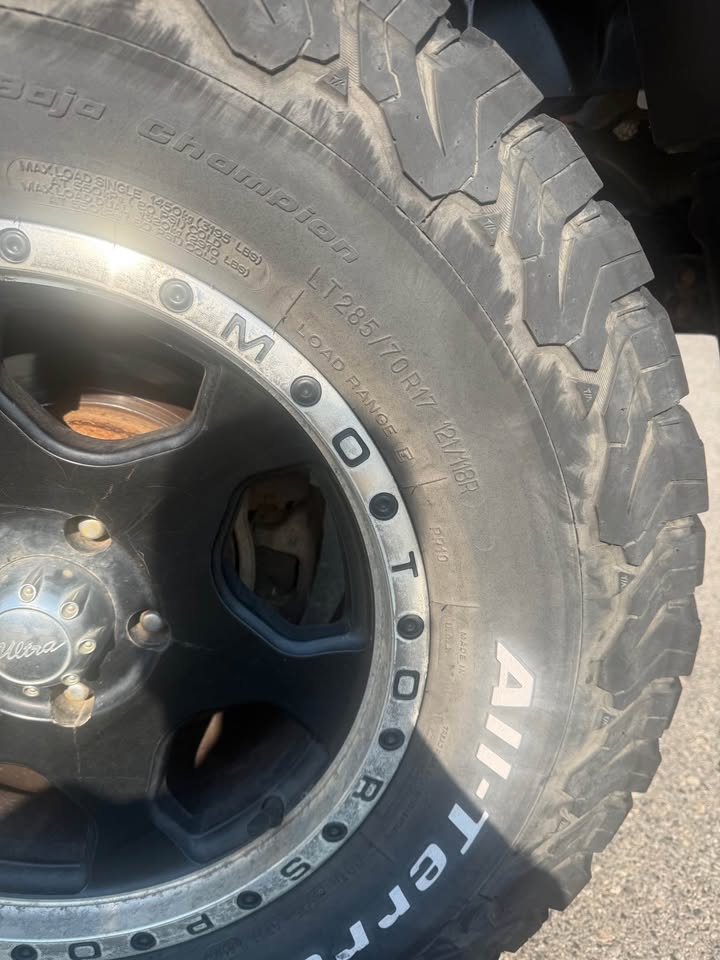 Wheels and tires (5) off Jeep Wrangler in Spokane Valley, WA (photo 6)