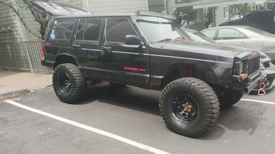 2001 Jeep Cherokee · Sport 4D in Vancouver, WA (photo 11)