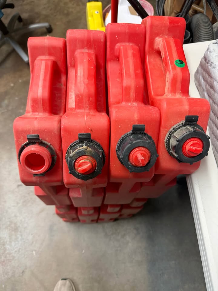 Rotopax 4 Gallon in Phoenix, AZ (photo 3) — photo 3