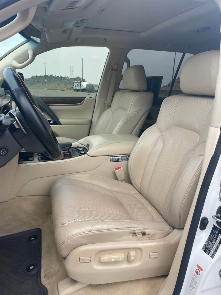 2016 Lexus LX · LX 570 Sport Utility 4D in Golden, CO (photo 7) — photo 7