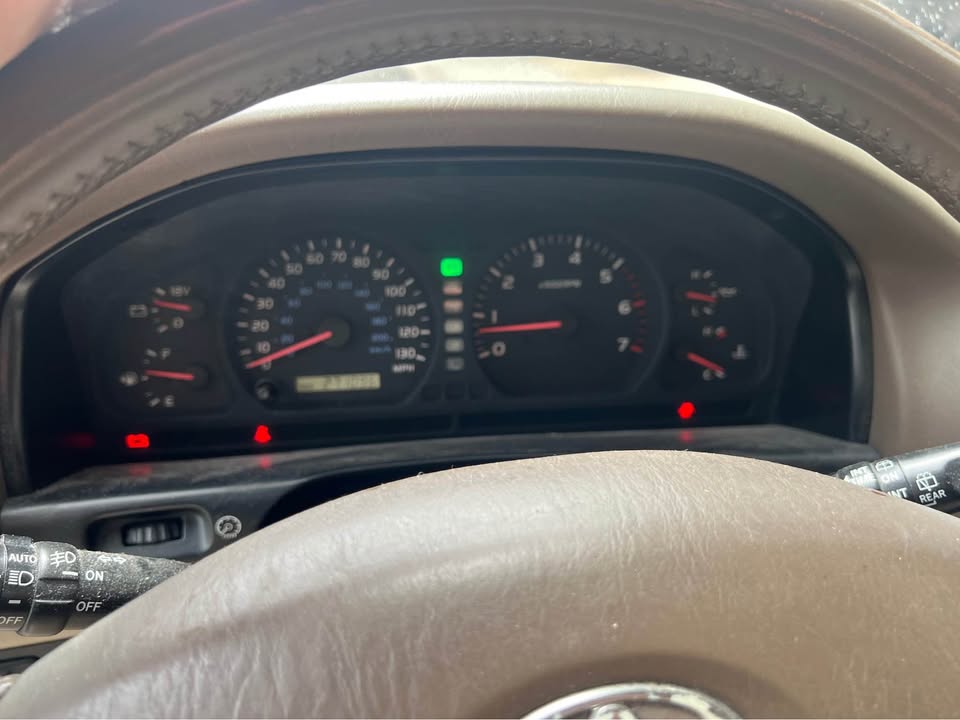 2002 Toyota Landcruiser · Sport Utility 4D (photo 12) — photo 12