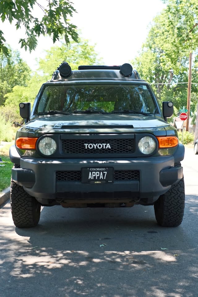 2011 Toyota fj cruiser - trail teams in Denver, CO (photo 1)