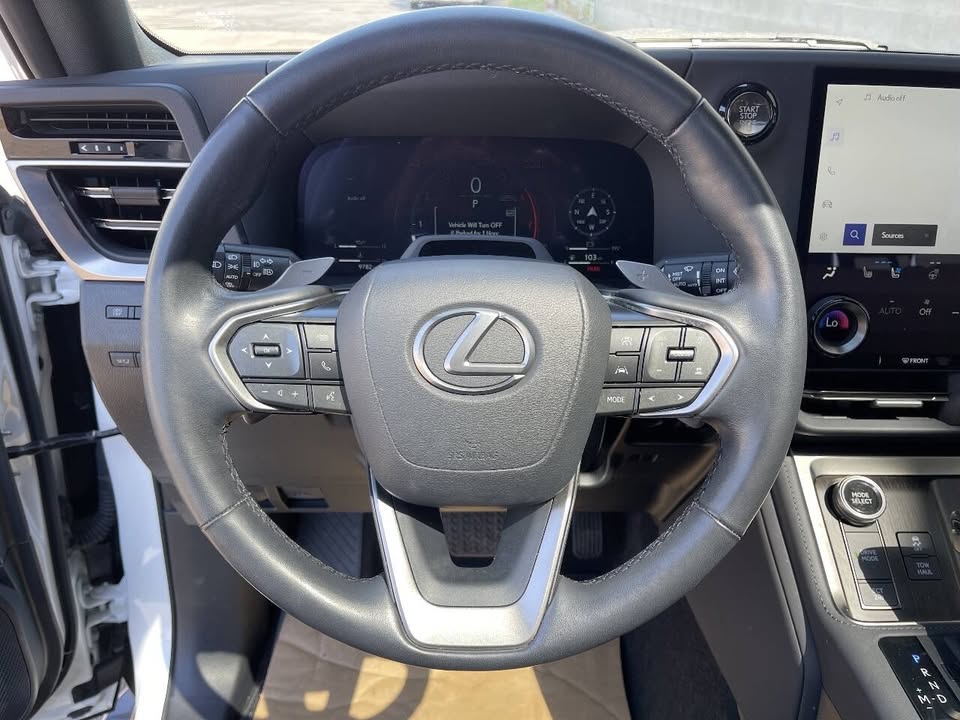 2024 Lexus GX 550 in Salt Lake City, UT (photo 10) — photo 10