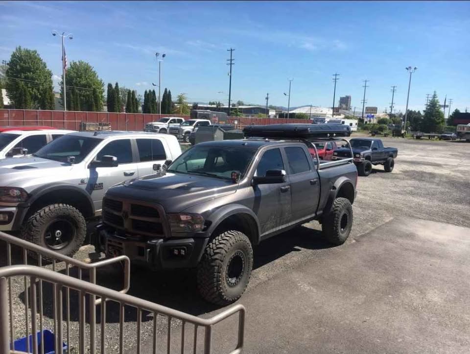 2017 Ram 2500 Crew Cab · SLT Pickup 4D 6 1/3 ft in Moses Lake, WA (photo 2)