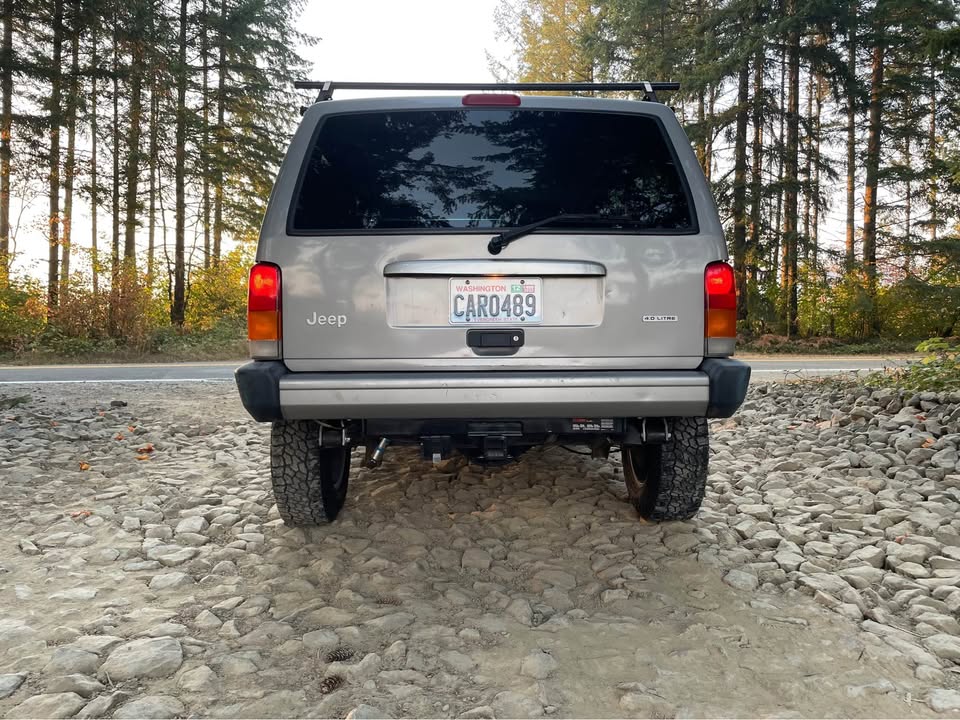 2001 Jeep Cherokee · Sport 4D in Snoqualmie, WA (photo 3)