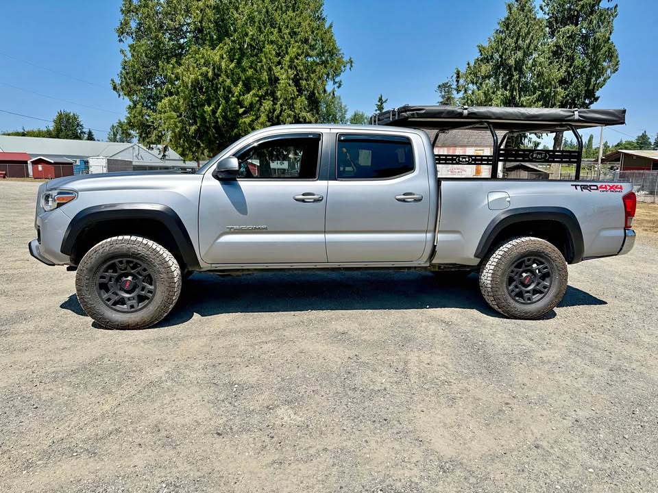 GFC Rooftop Tent, Bed Rack for Tacoma in Mt Vernon, WA (photo 1) — photo 1