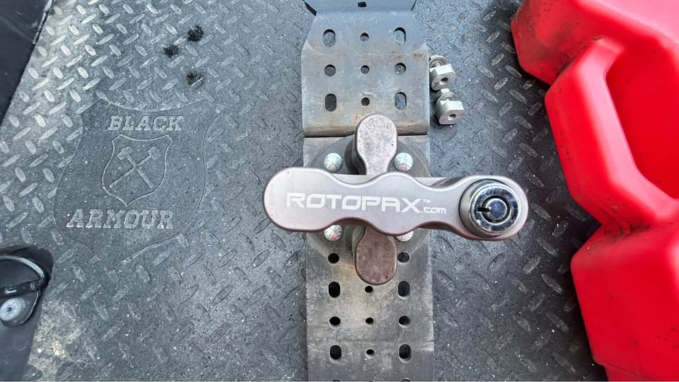 RotopaX 2-Gallon Gas Pack, LOX Locking Mount, & Rago Bed Rail Bracket Setup in New Braunfels, TX (photo 4) — photo 4