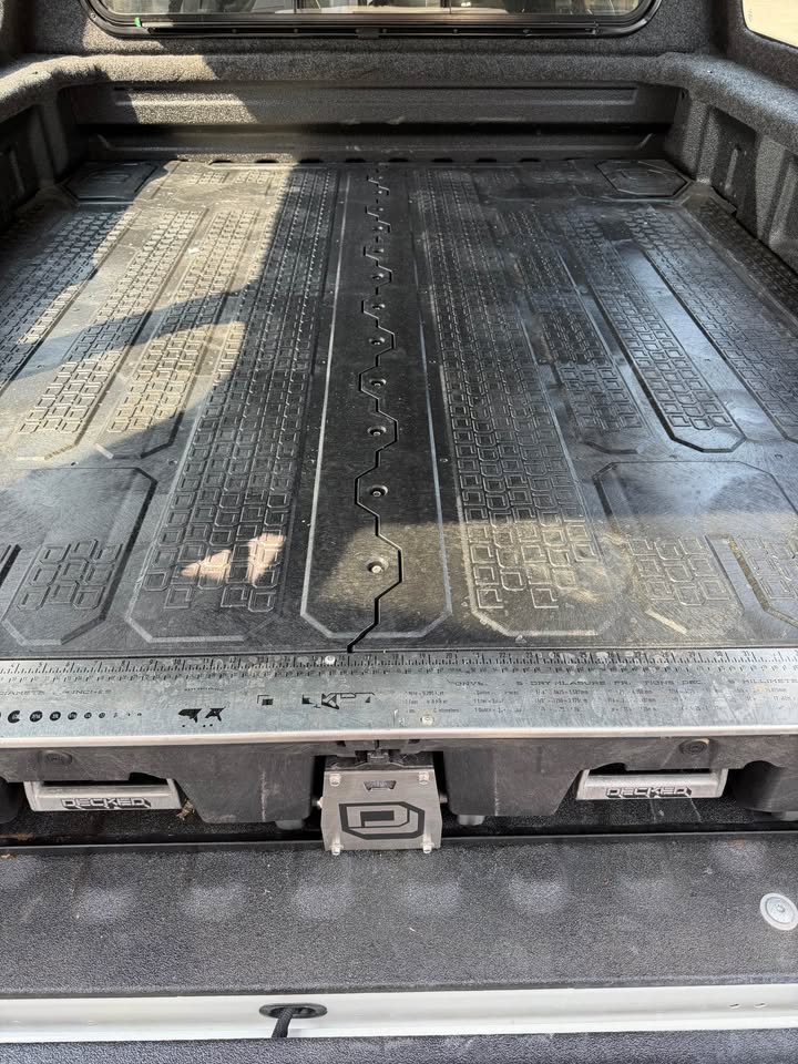 DECKED Truck Bed Drawer System F-150 6.6 foot bed in Kuna, ID (photo 2)