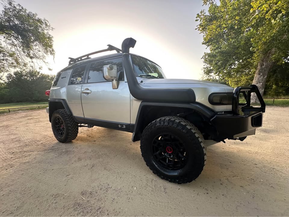 2007 Toyota FJ Cruiser · Sport Utility 2D in Victoria, TX (photo 6) — photo 6