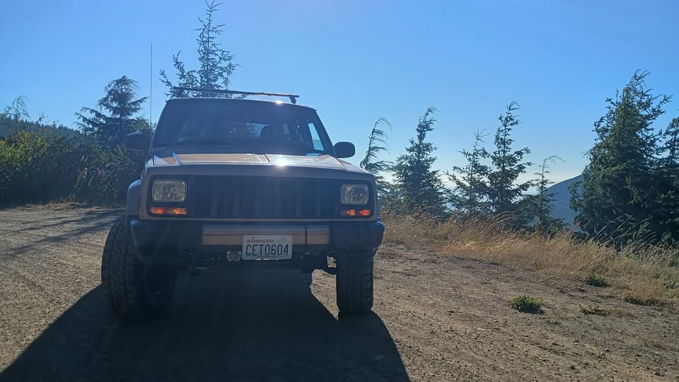 1999 Jeep Cherokee XJ in Bremerton, WA (photo 7)
