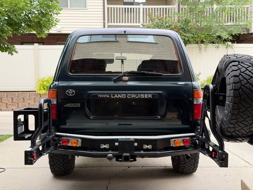 1996 Toyota Landcruiser Sport Utility 4D (photo 3) — photo 3