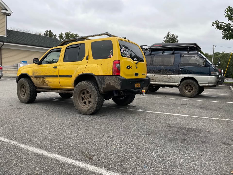2000 Nissan Xterra · XE Sport Utility 4D (photo 4) — photo 4