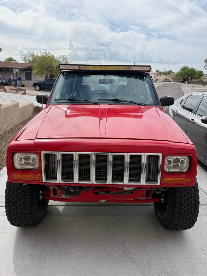 2001 Jeep Cherokee · Sport Utility 4D in Lake Havasu City, AZ (photo 2) — photo 2