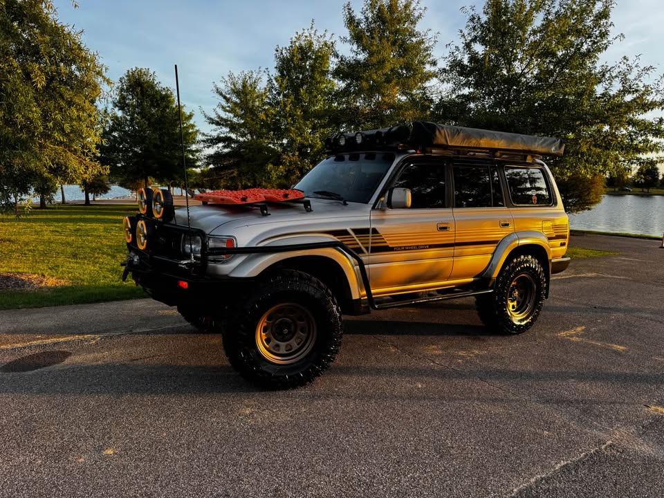 1994 Toyota Landcruiser · Heritage Edition Sport Utility 4D (photo 3) — photo 3