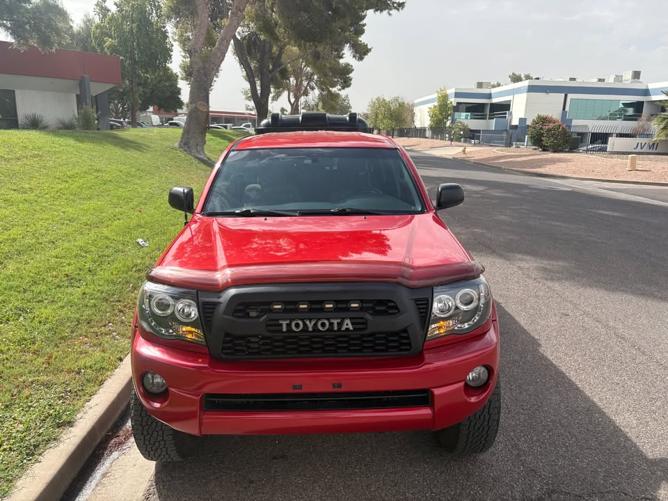 2010 Toyota Tacoma 4x4 6ft bed 88k miles! Lifted & Ready to Camp in Phoenix, AZ (photo 10) — photo 10